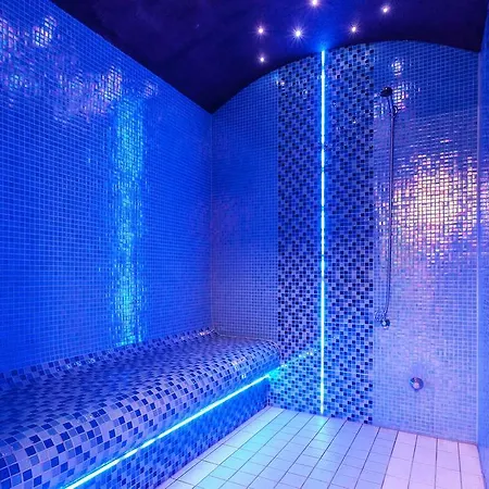 Ośrodek wypoczynkowy Grupa Harenda 3*