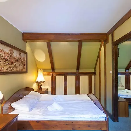 Ośrodek wypoczynkowy Grupa Harenda 3*