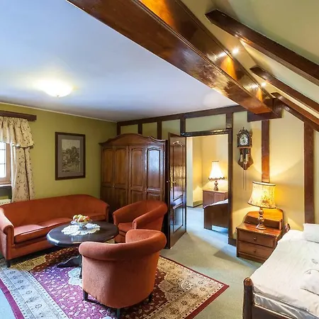 Ośrodek wypoczynkowy Grupa Harenda Ludwikowice Kłodzkie