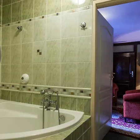 Ośrodek wypoczynkowy Grupa Harenda Ludwikowice Kłodzkie